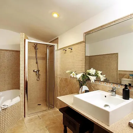Spektakulaere Neu Renovierte In Holiday home