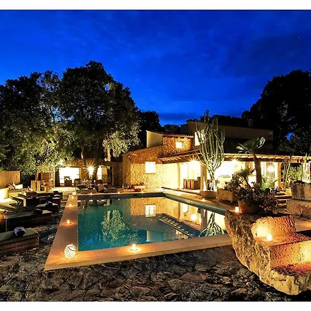Holiday home Spektakulaere Neu Renovierte In *